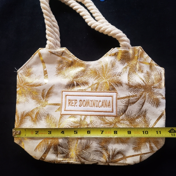 Small Hand Bag From The Dominican Republic - Picture 5 of 6